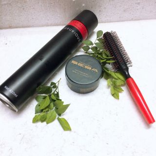 Combo sáp vuốt tóc Seba + gôm xịt tóc Luxurious + Lược tròn