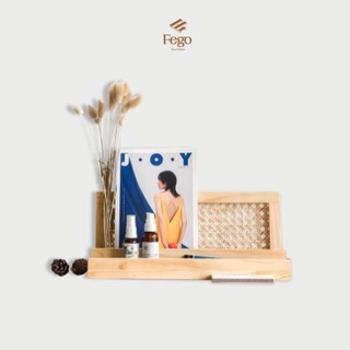 Kệ sách để bàn khung gỗ đan mây FEGO để văn phòng phẩm
