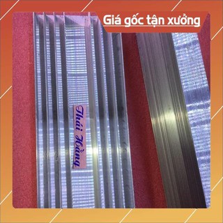 . Tản nhiệt 30 x8.5 x2cm -8 cánh (1 tấm ) ..