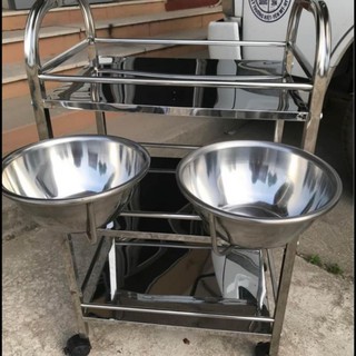 Xe đẩy inox 3 tầng có kèm bát to cho spa