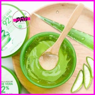 Gel lô hội Aloe Vera Soothing trắng da Dưỡng ẩm và kiểm soát dầu NATURE REPUBLIC 92% 300ml