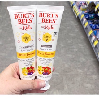 Kem đánh răng cho bé Burt's Bees - Hàng nội địa Mỹ