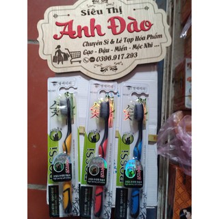 Bàn Chải Đánh Răng Than Tre Hoạt Tính Hàn Quốc BOSSI NO921 ( giao màu ngẫu nhiên)- BÁN SỈ