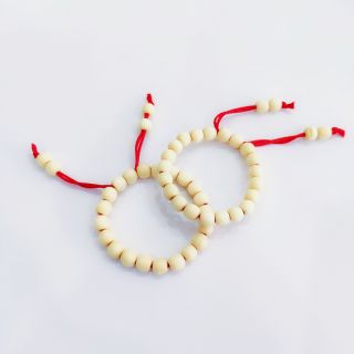 Vòng dâu trơn cho bé giúp bé ngủ ngon, trừ tà_ Van jw