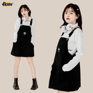 Yếm váy kaki đen dáng ngắn đơn giản Don't Kill My Vibe | Logo Fish Frock