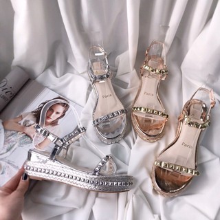 Sandal đế xuống giày nạ đinh màu đen vàng gold cao 5 phân tôn dáng đi êm chân hàng cao cấp