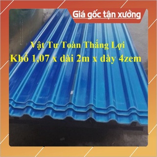( Khổ rộng 1.07m x dài 2m x 4 dem ) Tôn nhựa dạng sóng màu Xanh lấy ánh sáng che mưa