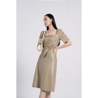 Áo da nữ tay ngắn cổ vuông Eva de Eva 21AOTE030B