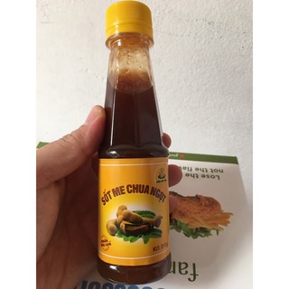 Sốt me chua ngọt "chuẩn vị mẹ nấu" sử dụng trong các món sốt me hoặc pha đồ uống đều rất ngon (chai 215gr)