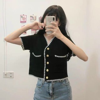 áo kiểu dệt kim viền ren hàng nút siêu xinh, 2 màu đen trắng xinh