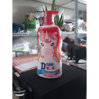 1 chai Tắm gội cho bé Dnee Kids 400ml Thái Lan