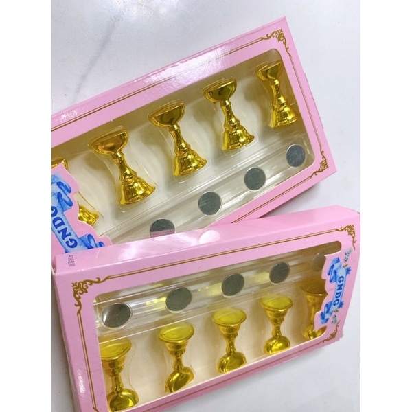 Đế gắn móng giả( đế con cờ )
