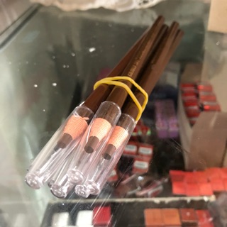 Chì xé kẻ chân mày