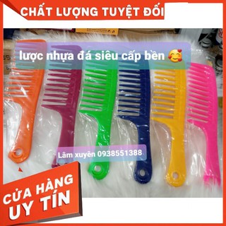 FREESHIPLược thưa chải tóc uốn( lược nhựa đá ),răng thưa giúp dễ chải vẫn giữ nếp tóc uốn ,chất liệu nhựa bền giá rẻ
