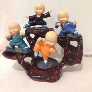 Bốn tượng múa võ