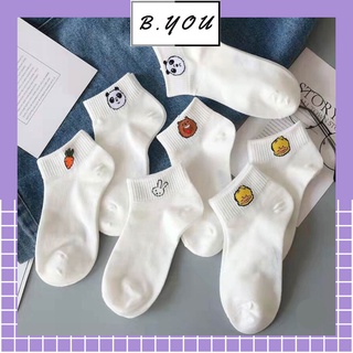 Tất vớ cổ ngắn màu trắng kiểu dáng dễ thương chất liệu thoáng mát, thấm hút mồ hôi