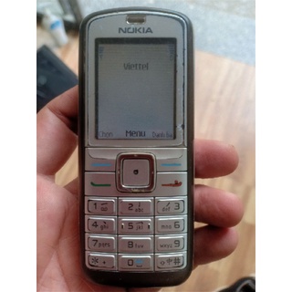 Điện thoại cổ Nokia 6070 huyền thoại đã qua sử dụng kèm sạc