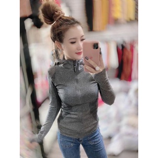 [Size M L XL] Có 2 túi ngoài dây kéo. Áo khoác thể thao nữ [HÀNG NHẬP]. Áo khoác nhẹ nữ. Áo ôm body [S20]