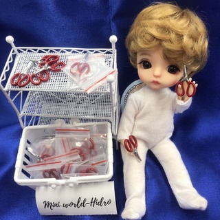 Cây kéo cắt mini tí hon dùng cho búp bê Barbie, BJD tỉ lệ 1/8, 1/12 trang trí nhà búp bê. Dollhouse, Miniature
