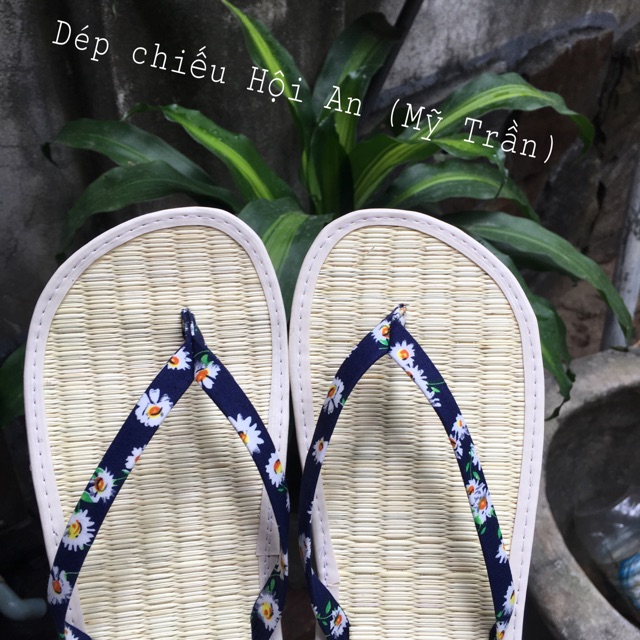 Dép chiếu hội an