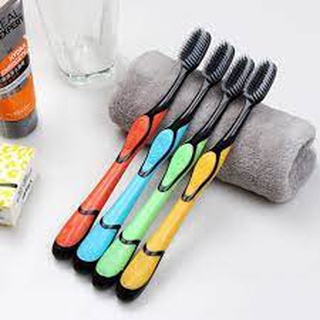 Bàn chải than tre hoạt tính, bàn chải giá rẻ bossi 921