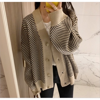Áo khoác len cardigan nữ dáng rộng xương cá BAG U AXC33