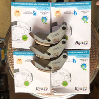 Bố ba càng elig  Atila