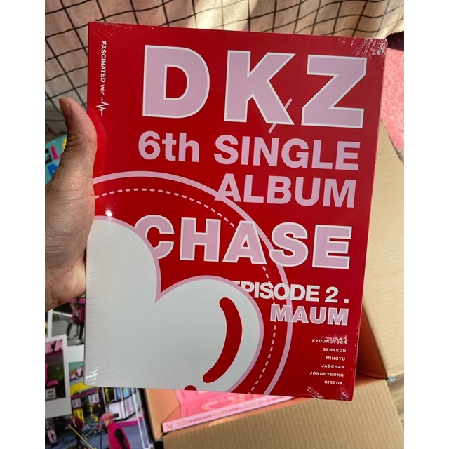 Album DKZ - Chase Ep 2 MAUM Có sẵn