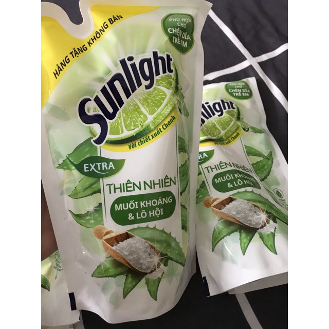 Nước Rửa Chén Sunlight 550g