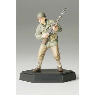 26010 Mô hình lính 1/35 SCALE U.S.ASSAULT INFANTRY MACHINE GUNNER FINISHED MODEL  - GDC