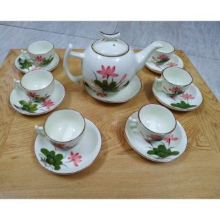 Bộ ấm chén vẽ sen hồng - ấm chén bát tràng