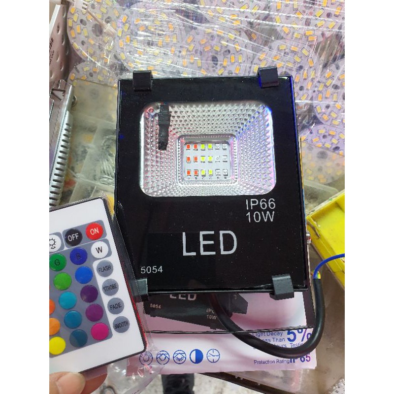 Pha led 10w 7 mầu