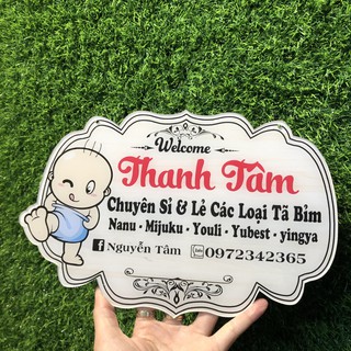 Bảng trang trí cửa hàng, chất liệu mika sáng bóng