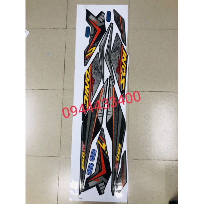 TEM RỜI SONIC DÁN XE ĐEN