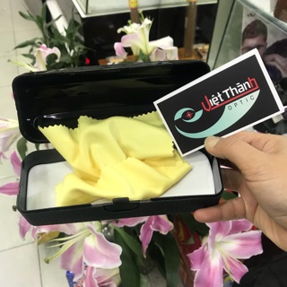 Hộp Nhựa Đựng Kính Mát Size Lớn