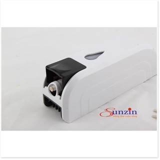 Hộp chứa nước rửa tay, sữa tắm, dầu gội gắn tường SZ05