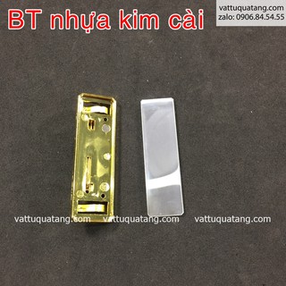 Phôi bảng tên nhựa chữ nhật mạ vàng - kim cài