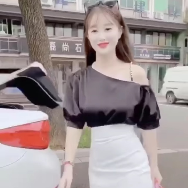 Áo lụa lệch vai