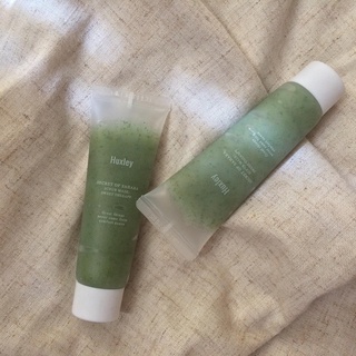 Tẩy Tế Bào Chết Da Mặt HUXLEY Scrub Mask Sweet Therapy