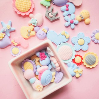 Túi 100 charm các mẫu nơ, hoa, mũ trang trí vỏ ốp điện thoại, kẹp tóc, DIY