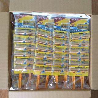Sỉ 1 thùng bàn cạo du lịch dorco ( 20 vỉ)