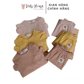 Bộ thu đông dài tay len xốp dệt tổ ong thêu gấu cho bé