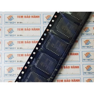 M27C256B-15C1 256 Kbit (32Kb x 8) UV EPROM and OTP EPROM PLCC32