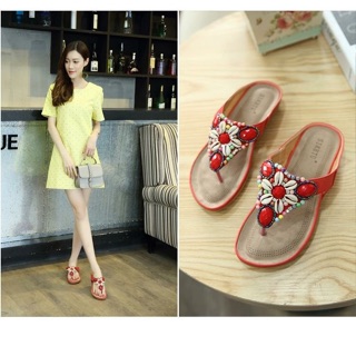 Dép xỏ ngón đính đá cao cấp