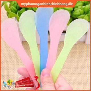 ( Combo 500 ) que nhựa đắp mask, que trộn mặt nạ nhiều màu