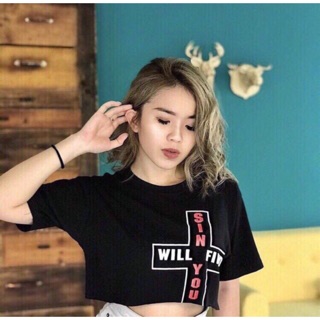 Áo phong croptop mau mới in chữ( kèm ảnh thật)( chữ thập)