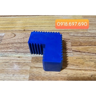 HCM ke nhựa bắt tủ hộp 38x38