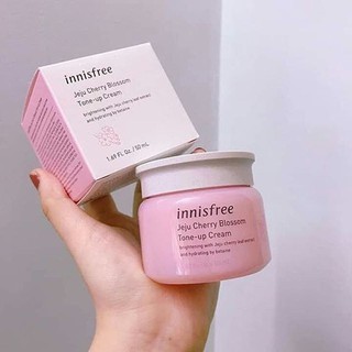 Kem Dưỡng Trắng Da Nâng Tone Tức Thì Innisfree Jeju Cherry Blossom Tone Up Cream