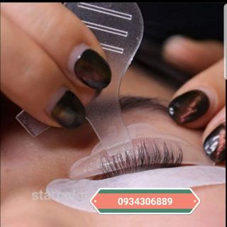 Lược chải mi uốn và trục thần thánh