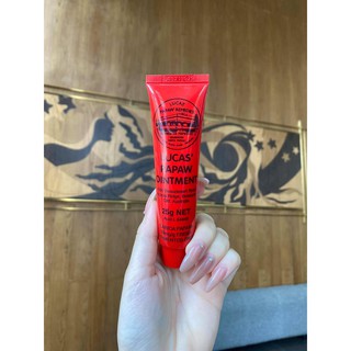 Son dưỡng môi Lucas Pawpaw - Úc